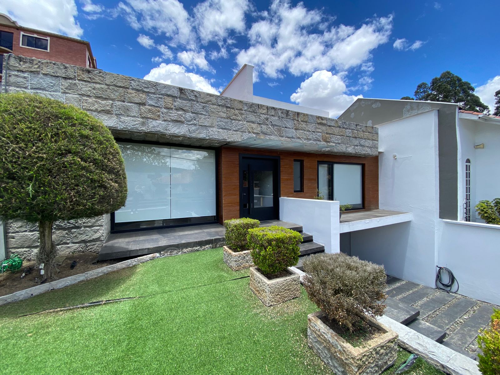 Casa de lujo en venta - sector tres puentes